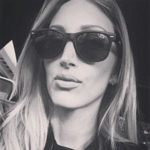 Meet your Posher, Jenn